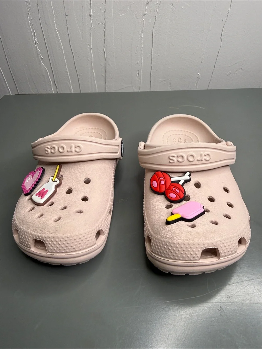 CROCS light pink